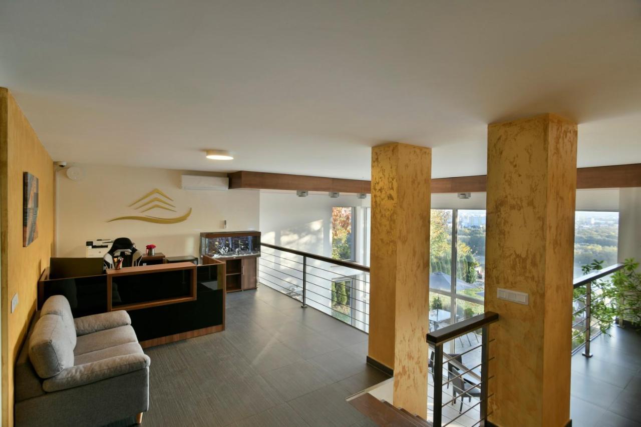 River View Apartments Hotel Братислава Екстериор снимка