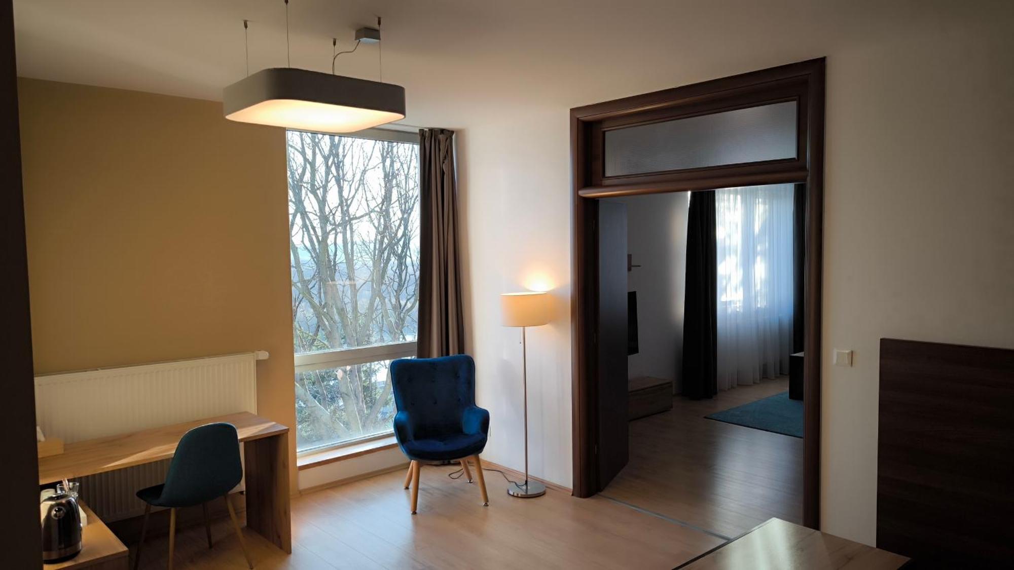 River View Apartments Hotel Братислава Екстериор снимка
