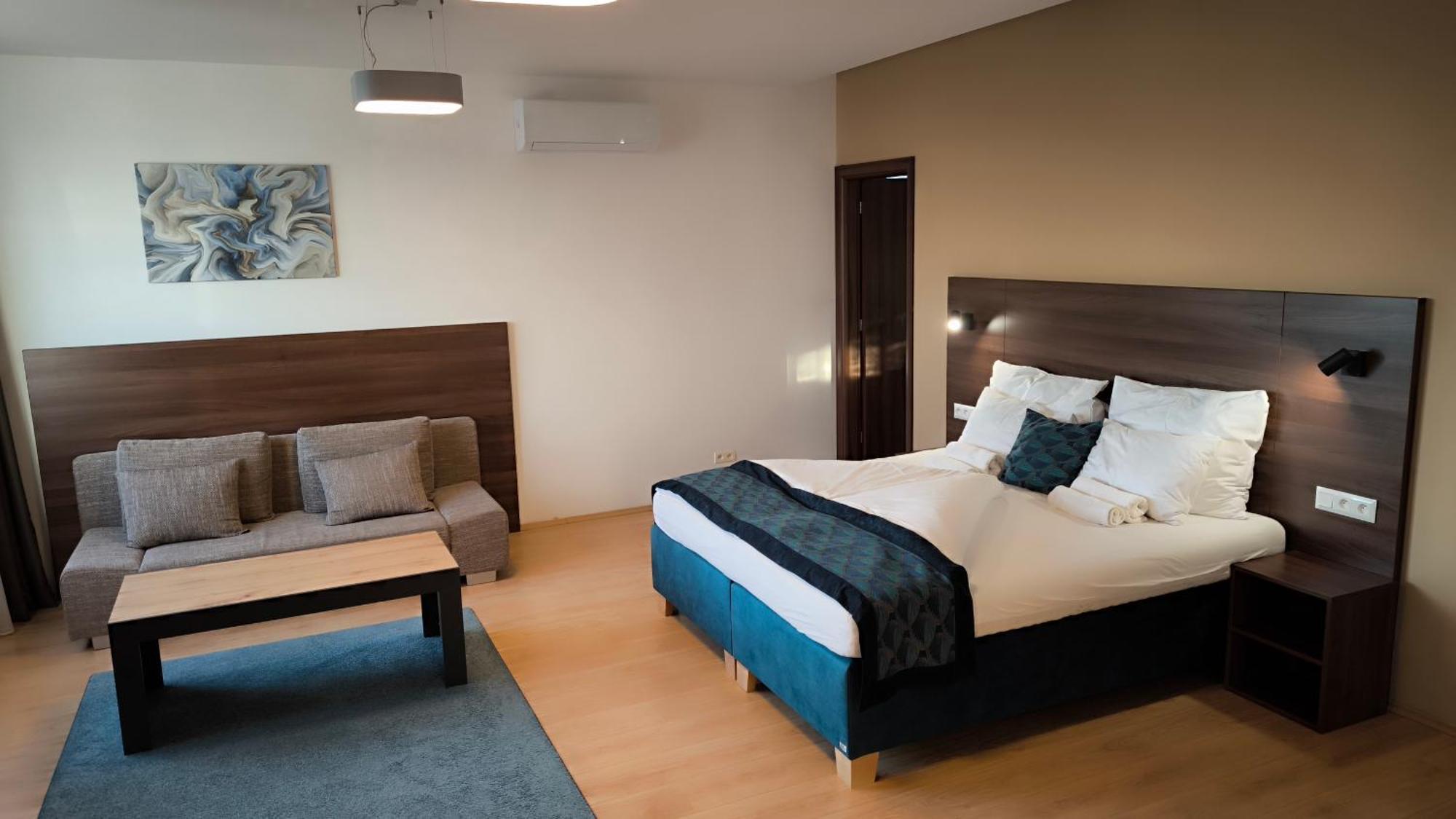 River View Apartments Hotel Братислава Екстериор снимка