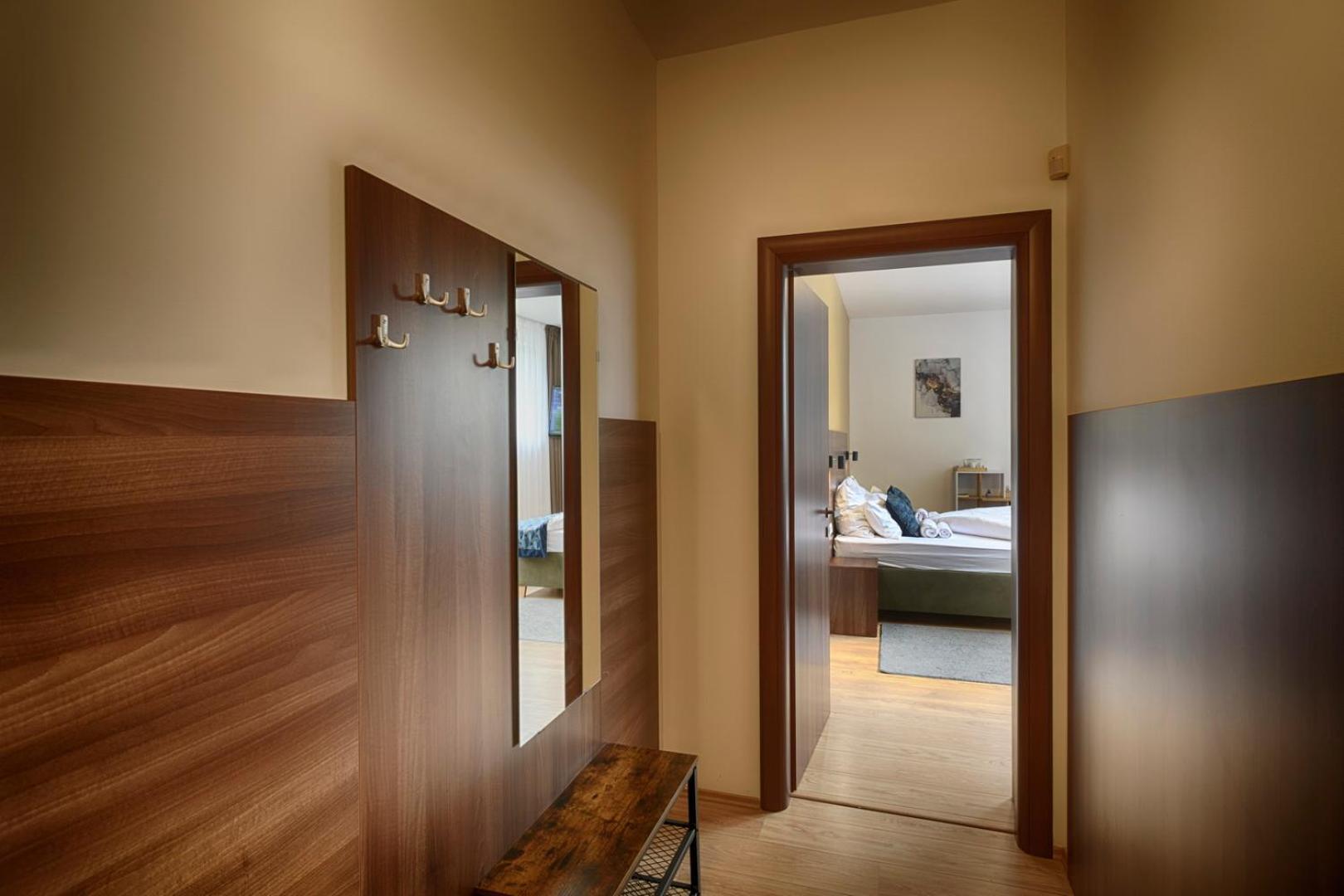 River View Apartments Hotel Братислава Екстериор снимка